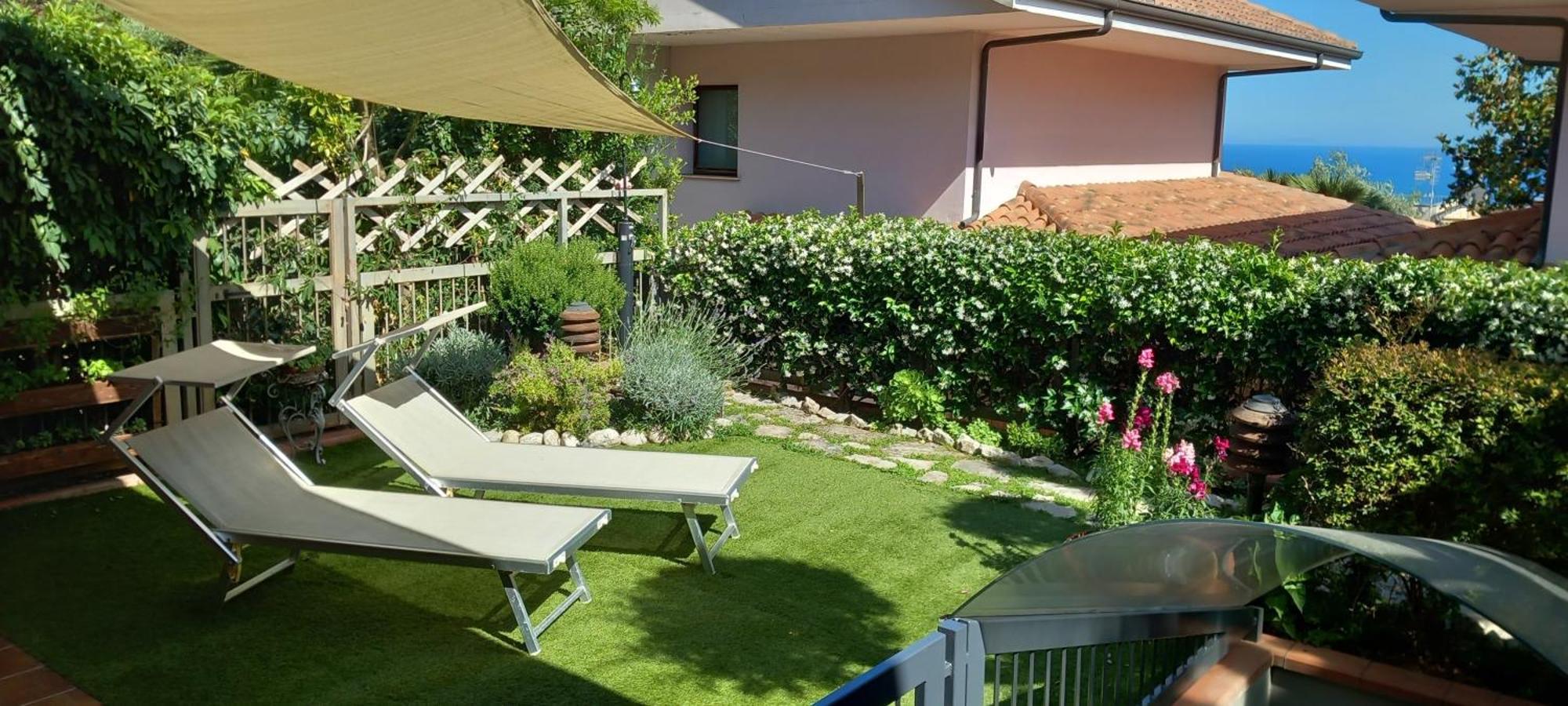 B&B Villa Noemi Formia Buitenkant foto
