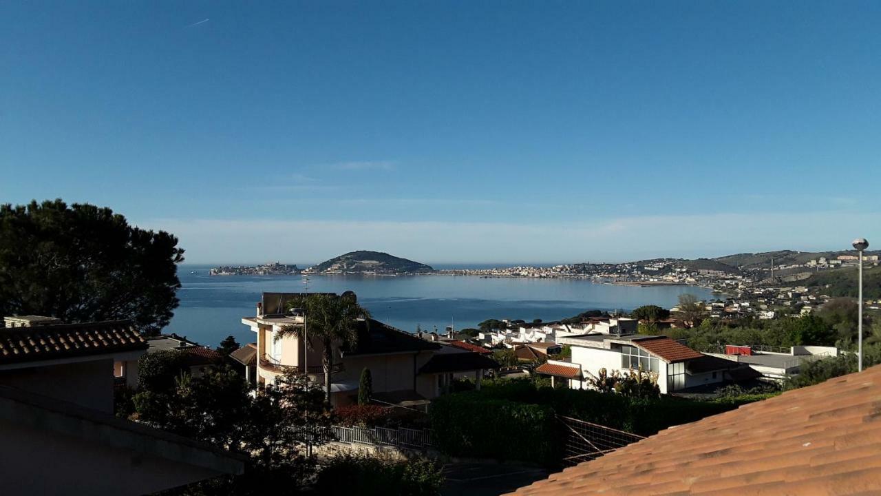 B&B Villa Noemi Formia Buitenkant foto