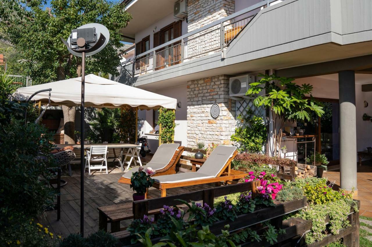 B&B Villa Noemi Formia Buitenkant foto